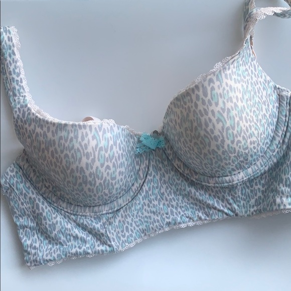 VS Bra - Picture 1 of 5